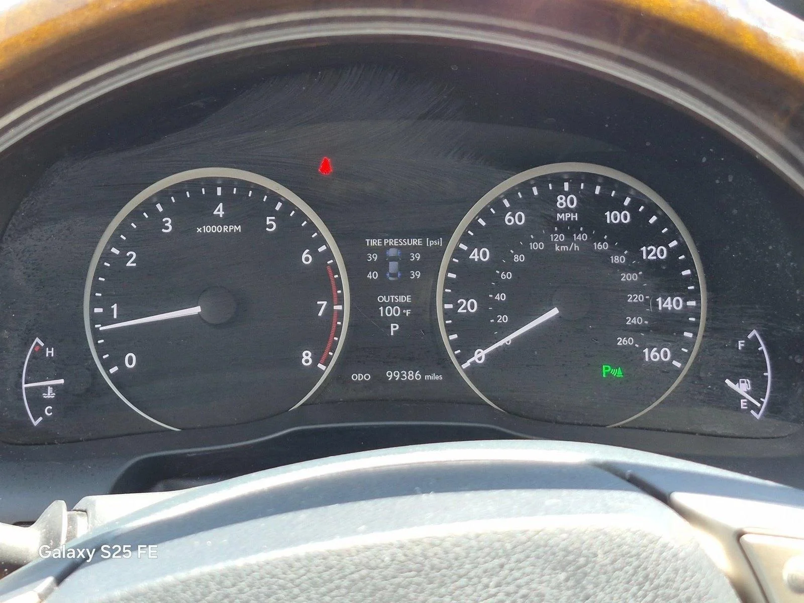 Used 2014 Matador Red Mica Lexus  image 11