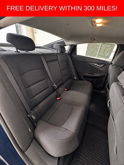 2016 Chevrolet Malibu 1LT - Photo 23