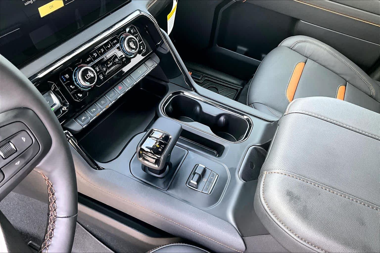 2026 GMC Sierra 1500 AT4 - Photo 11