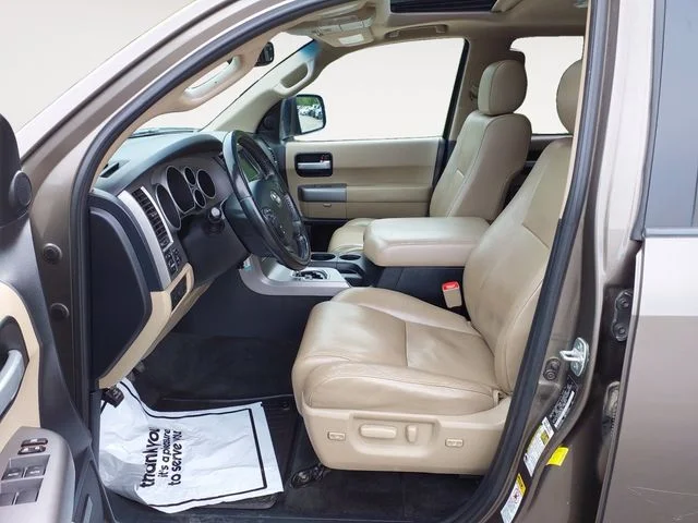 Used 2013 Pyrite Mica Toyota Limited image 9