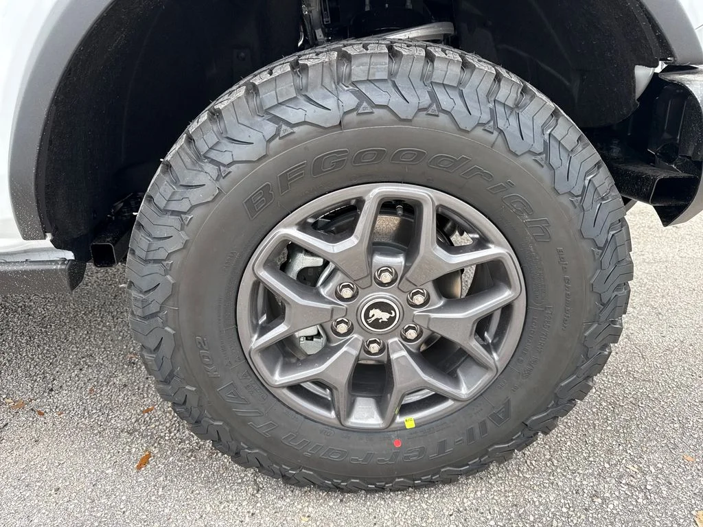 New 2025 White Ford Badlands image 11