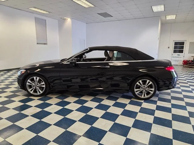 Used 2018 Black Mercedes-Benz C 300 image 4