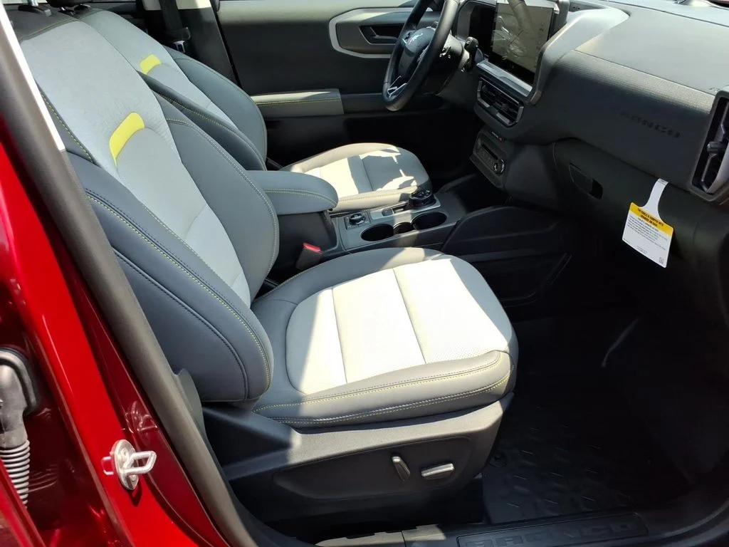 New 2026 Ruby Red Metallic Tinted Clearcoat Ford Badlands® image 8