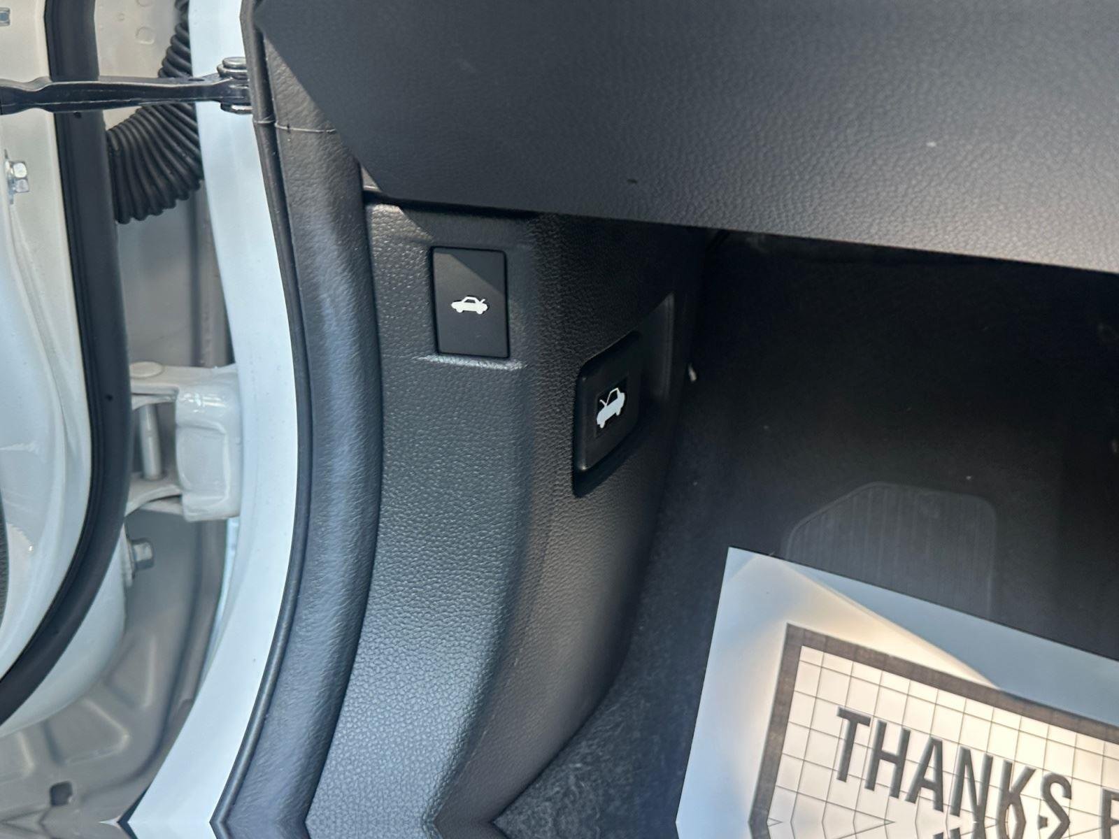 Used 2025 NH-883PX/PLATINUM Honda SE image 26