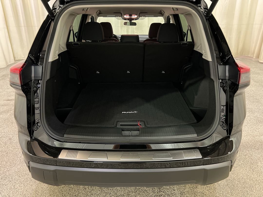 2026 Nissan Rogue SV - Photo 16