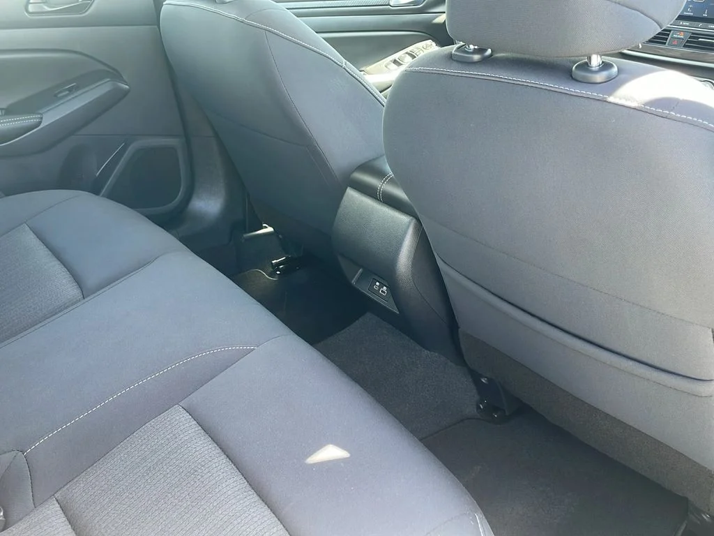 2025 Nissan Altima SV - Photo 22
