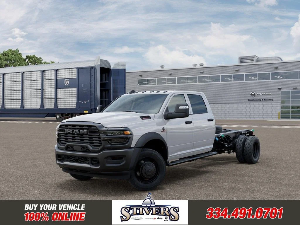 2026 RAM 4500 Tradesman 4X4 Crew Cab DRW 197" WB's photo