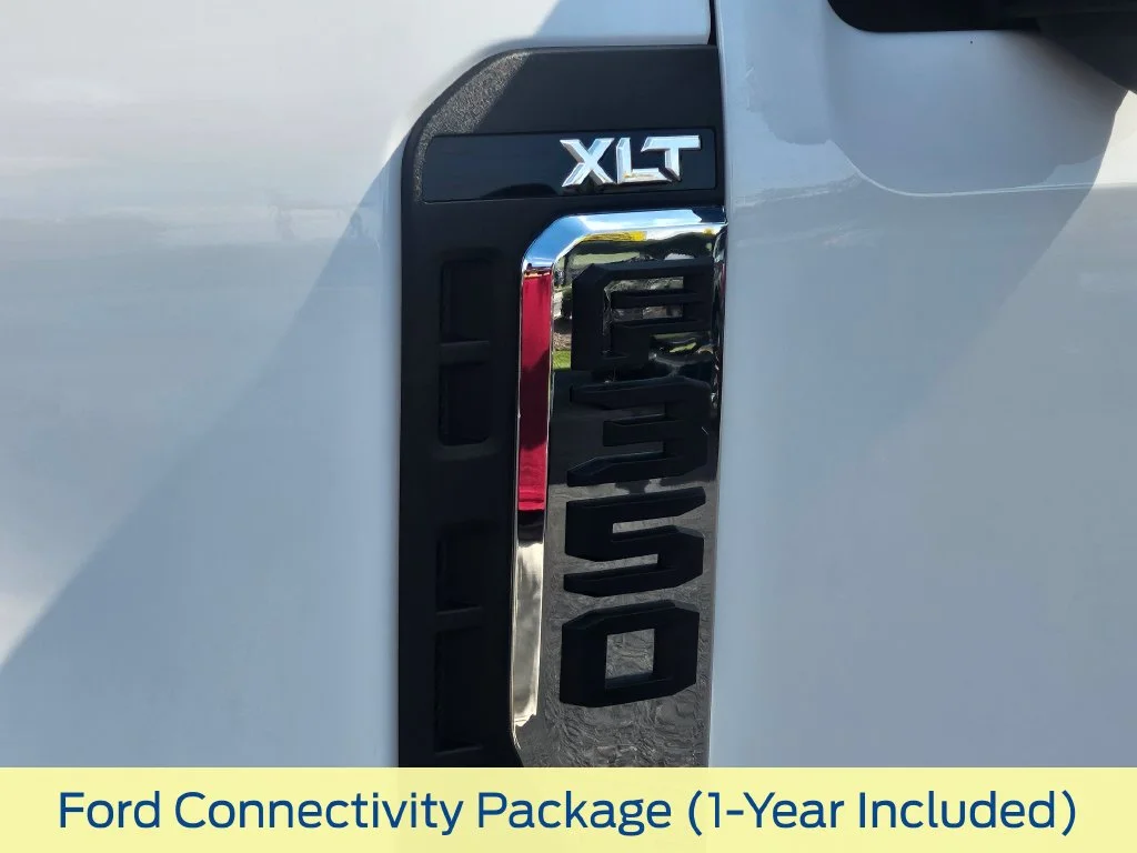 New 2027 White Ford XLT image 24