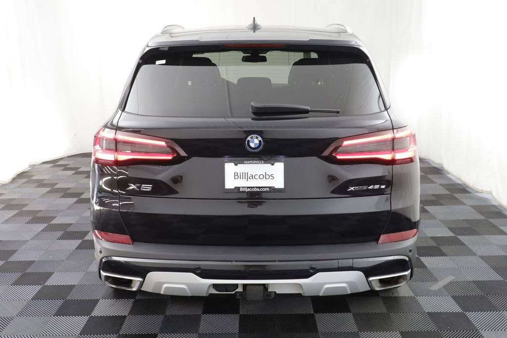 Certified Used 2023 Black Sapphire Metallic BMW xDrive45e image 19