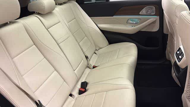 Used 2022 Selenite Grey Metallic Mercedes-Benz GLE 350 image 35