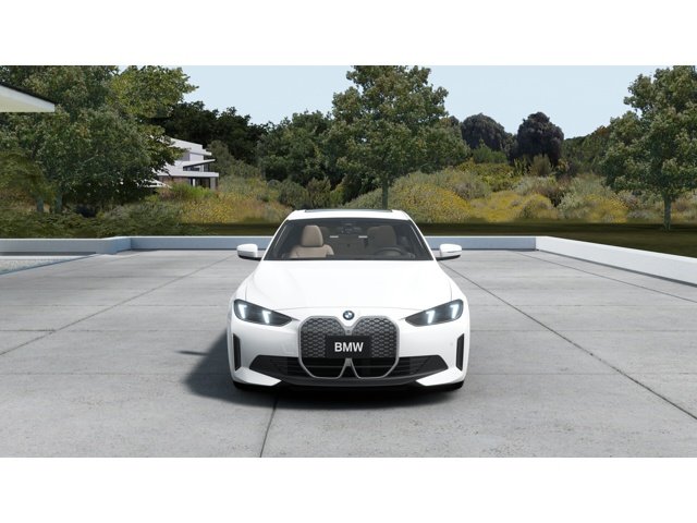New 2026 Alpine White BMW i4 image 3