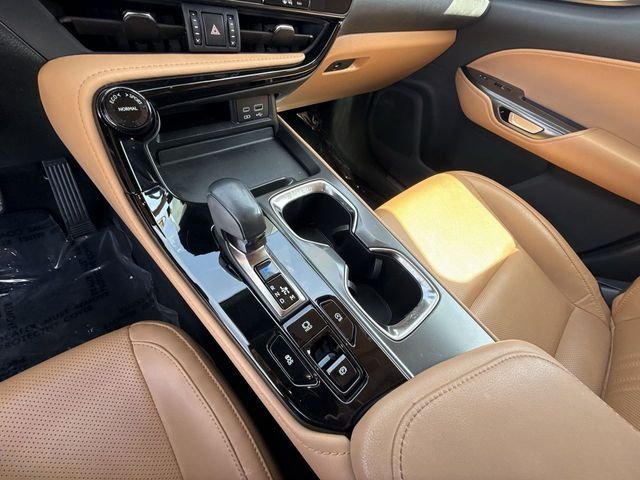 Certified Used 2024 ATOMIC SILVER Lexus 250 image 21