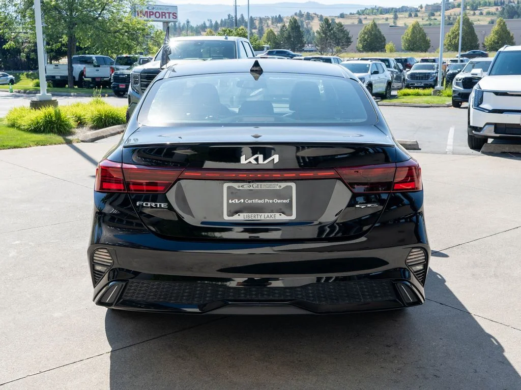 Used 2023 Black Kia GT-Line image 6