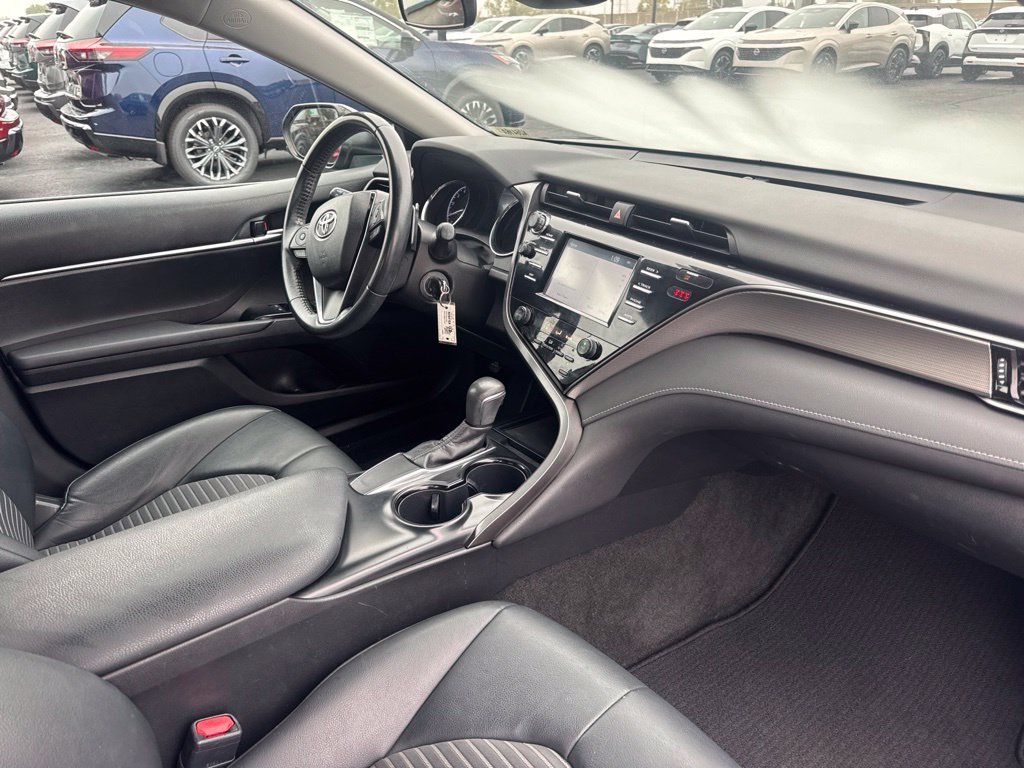 Used 2019 Blue Toyota SE image 17