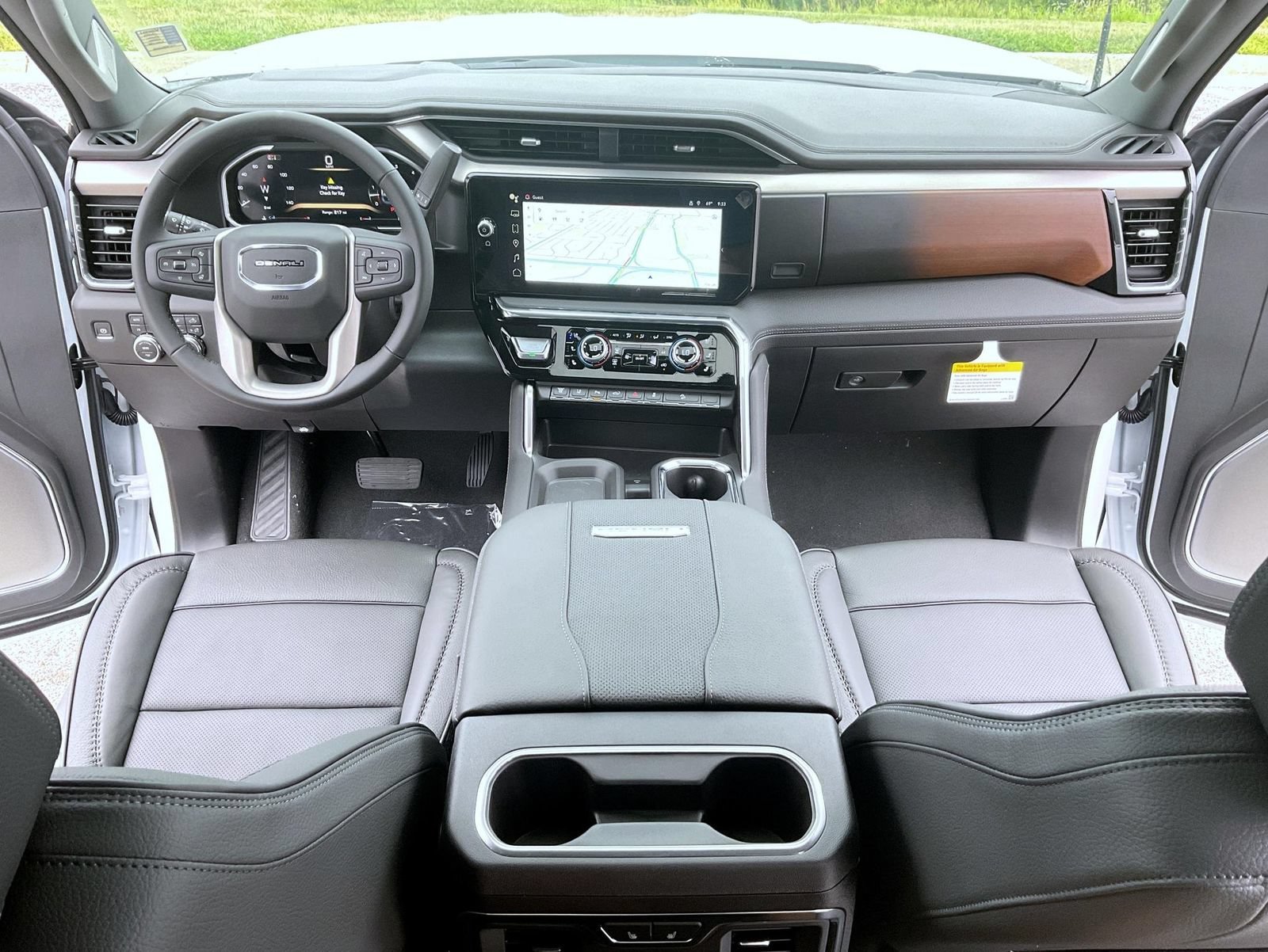 2026 GMC Sierra 2500HD Denali - Photo 12