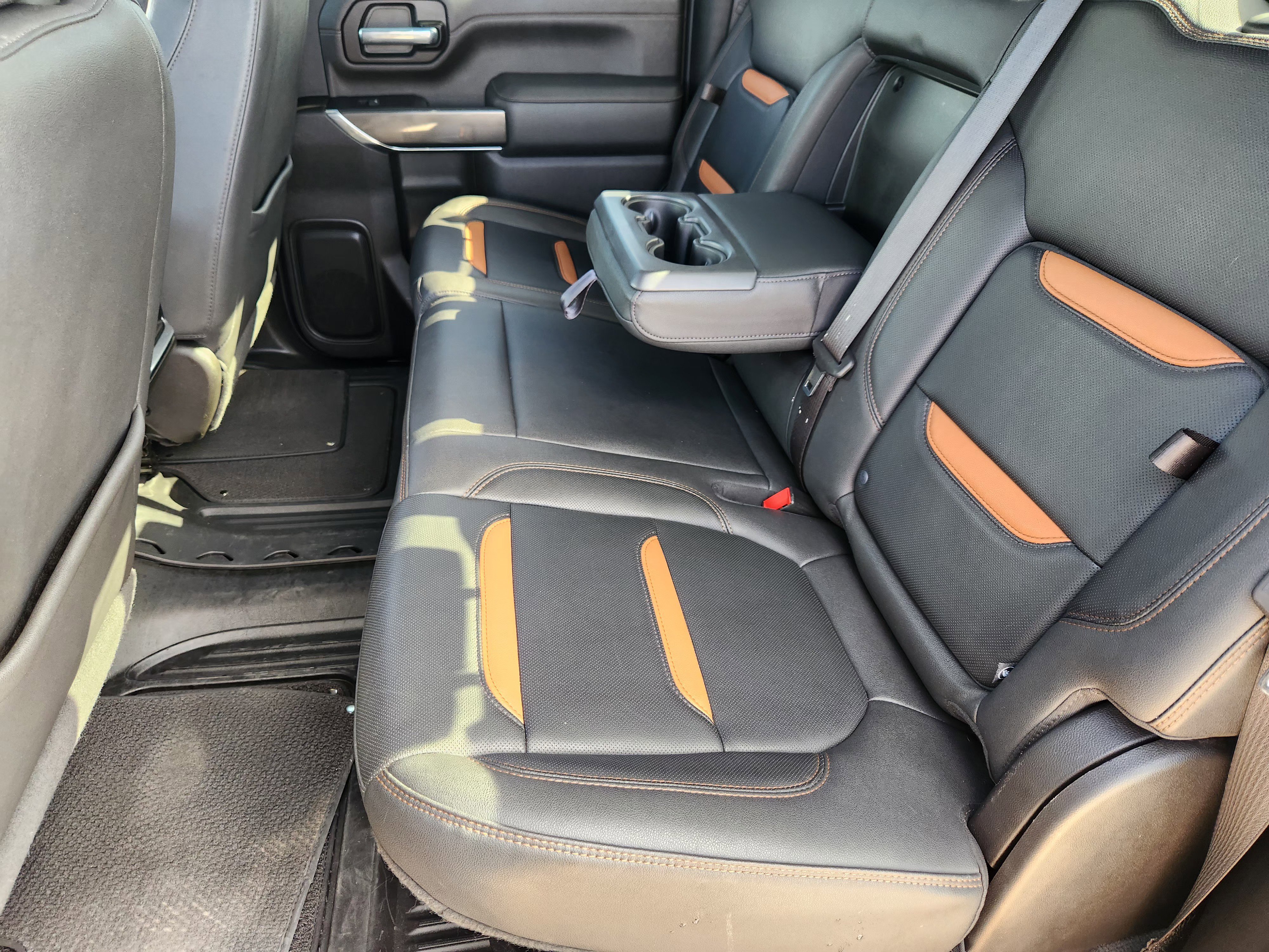 Used 2023 Onyx Black GMC AT4 image 31