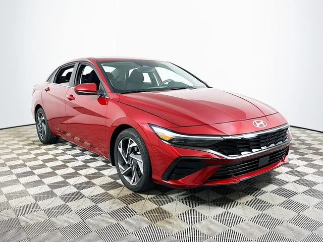Certified Pre-Owned 2024 Hyundai Elantra SEL