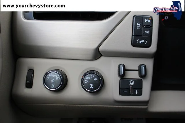 Used 2016 Red GMC Denali image 25