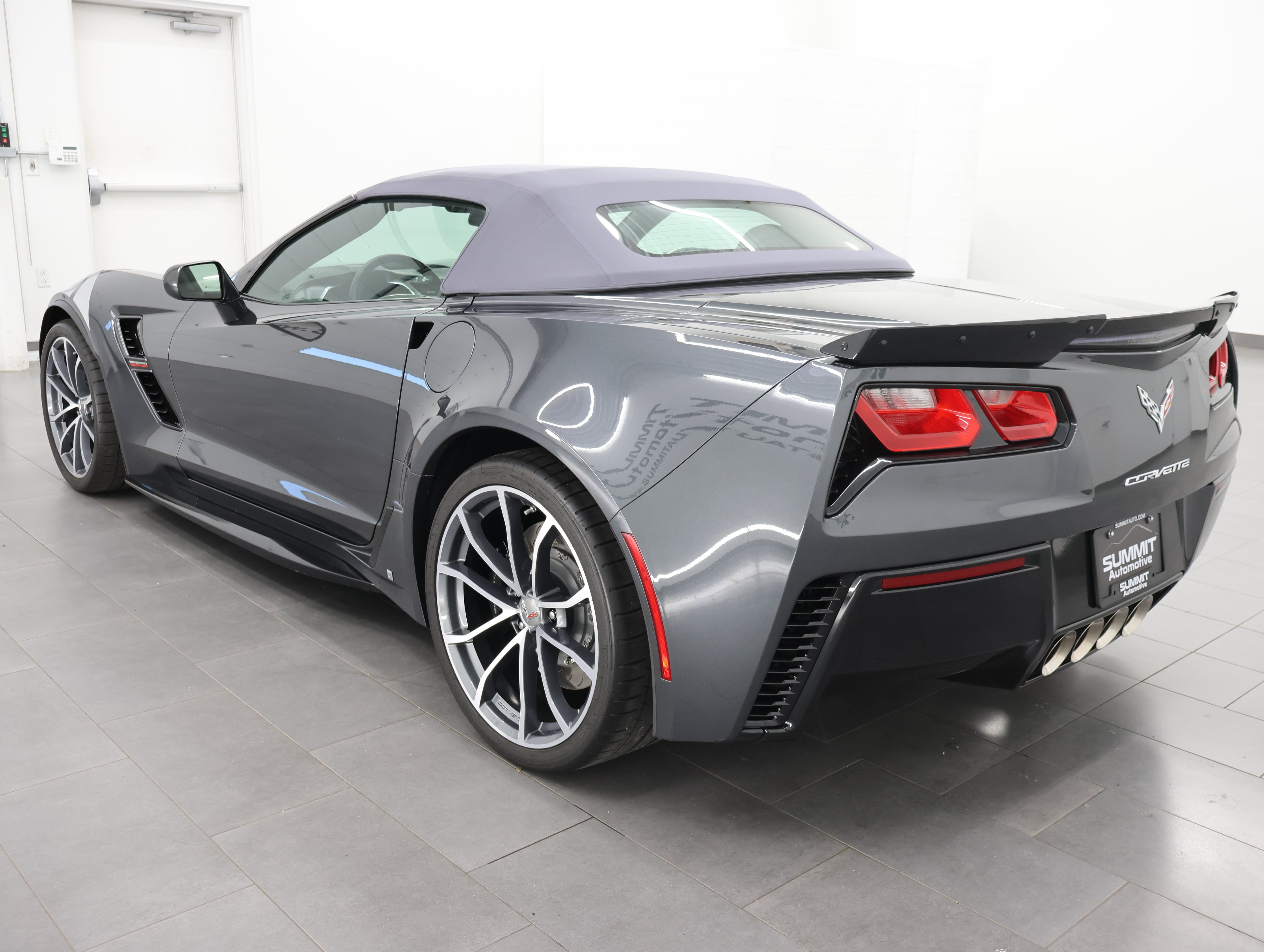 Used 2017 Watkins Glen Gray Metallic Chevrolet Grand Sport 1LT: GRAND SPORT-1LT-POWER TOP CONVERTIBLE-AUTO-MAGNETIC RIDE-BACKUP CAM image 6