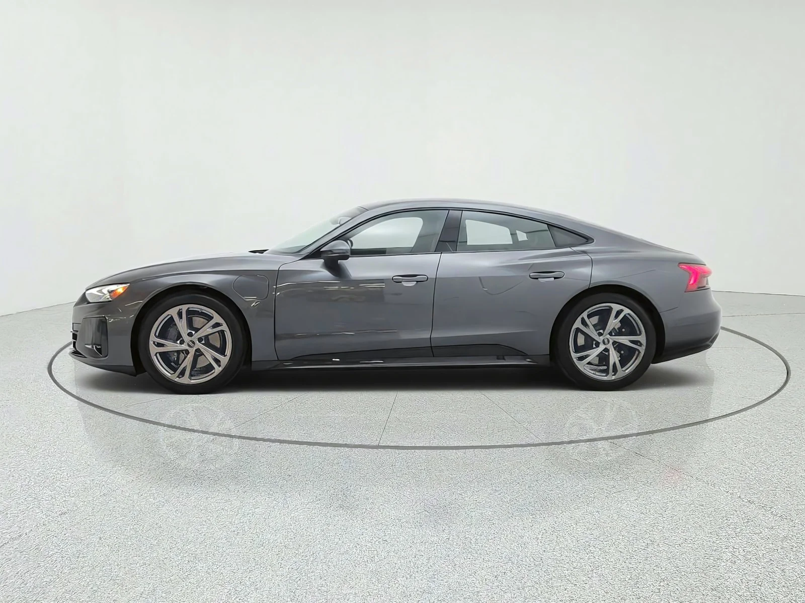 Used 2024 Daytona Gray Pearl Effect Audi Prestige image 8