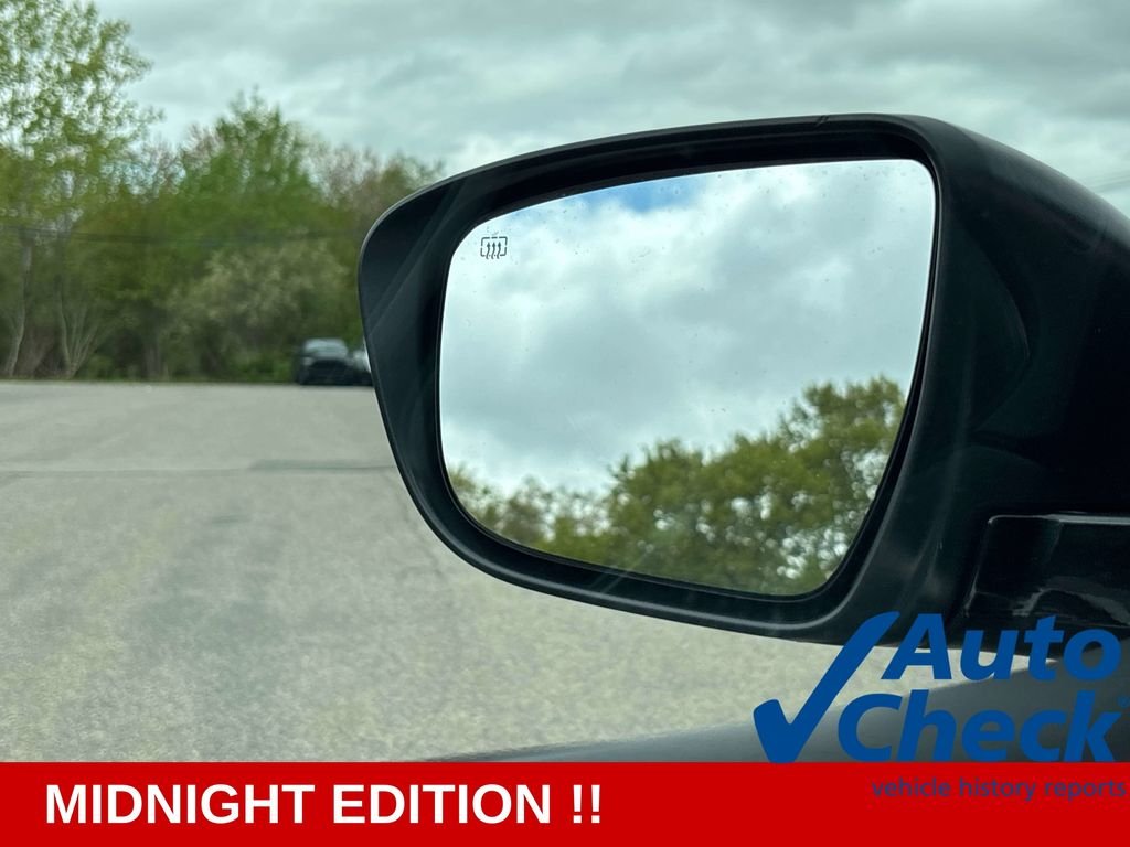 Used 2024 Gray Nissan SV image 30