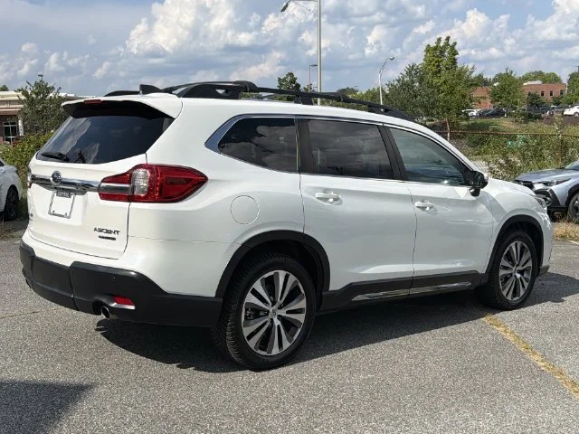 Used 2022 White Subaru Limited image 13