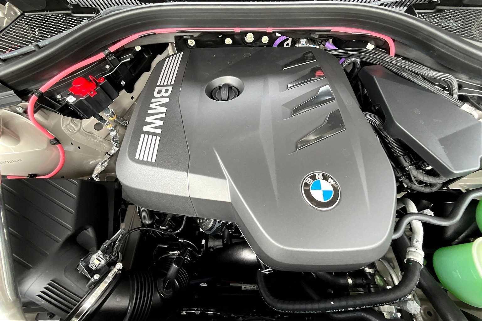 New 2026 Dune Grey Metallic BMW 30 xDrive image 16