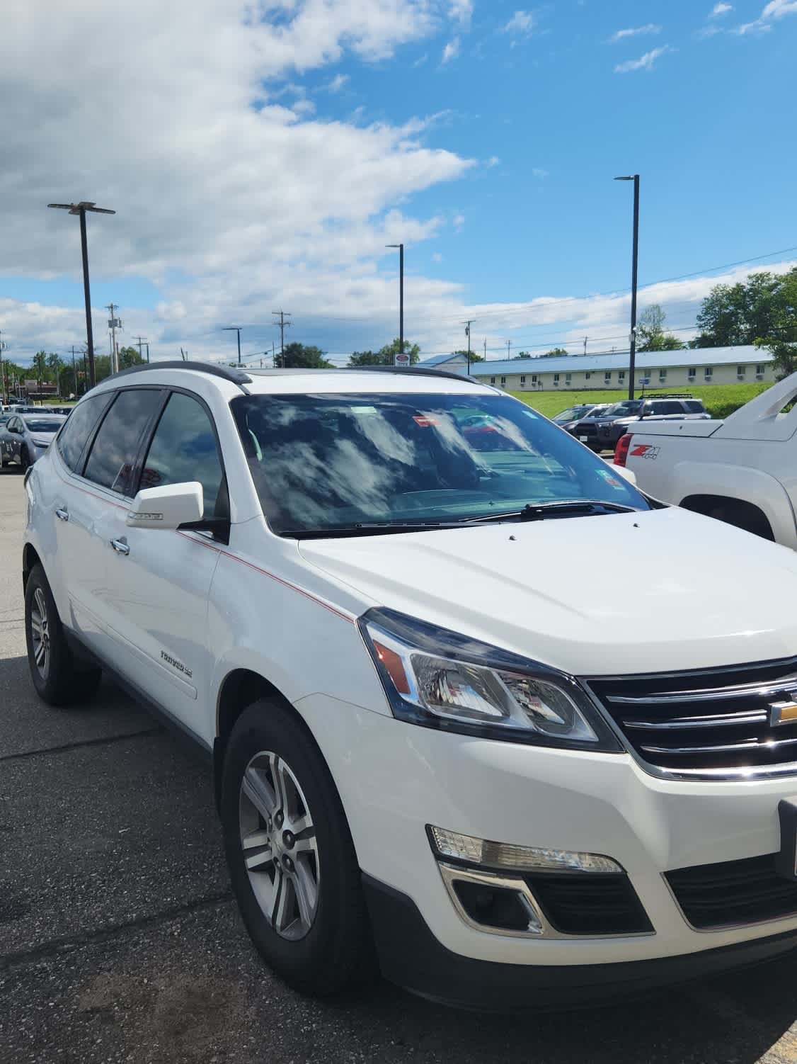 Used 2017 Summit White Chevrolet LT image 2