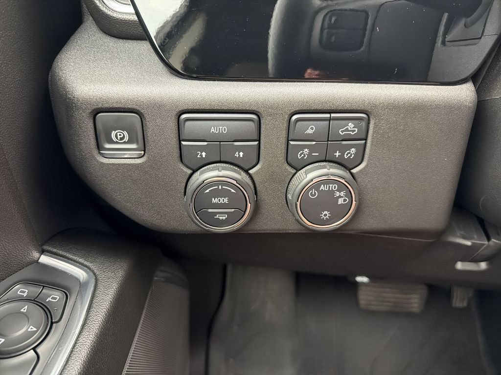 2024 Chevrolet Silverado 1500 LT - Photo 15