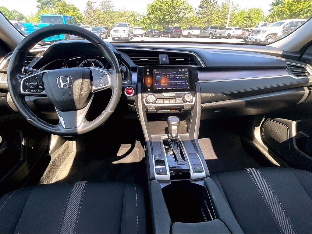 Used 2018 Black Honda EX-T image 21