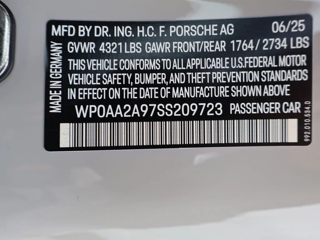 Certified Used 2025 Chalk Porsche  image 37