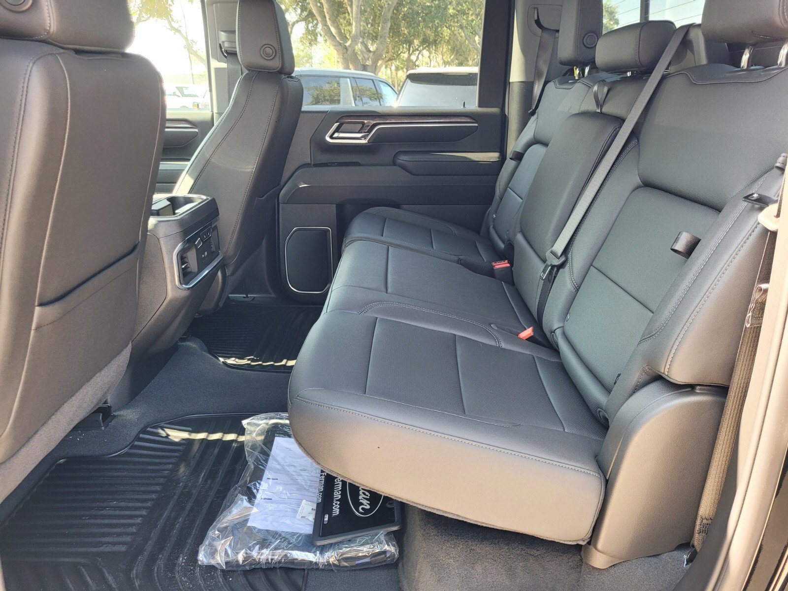 2025 Chevrolet Silverado 2500 HD LTZ - Photo 24