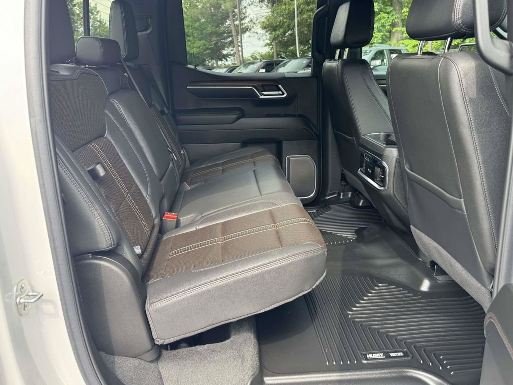 Used 2025 Beige Chevrolet High Country image 15