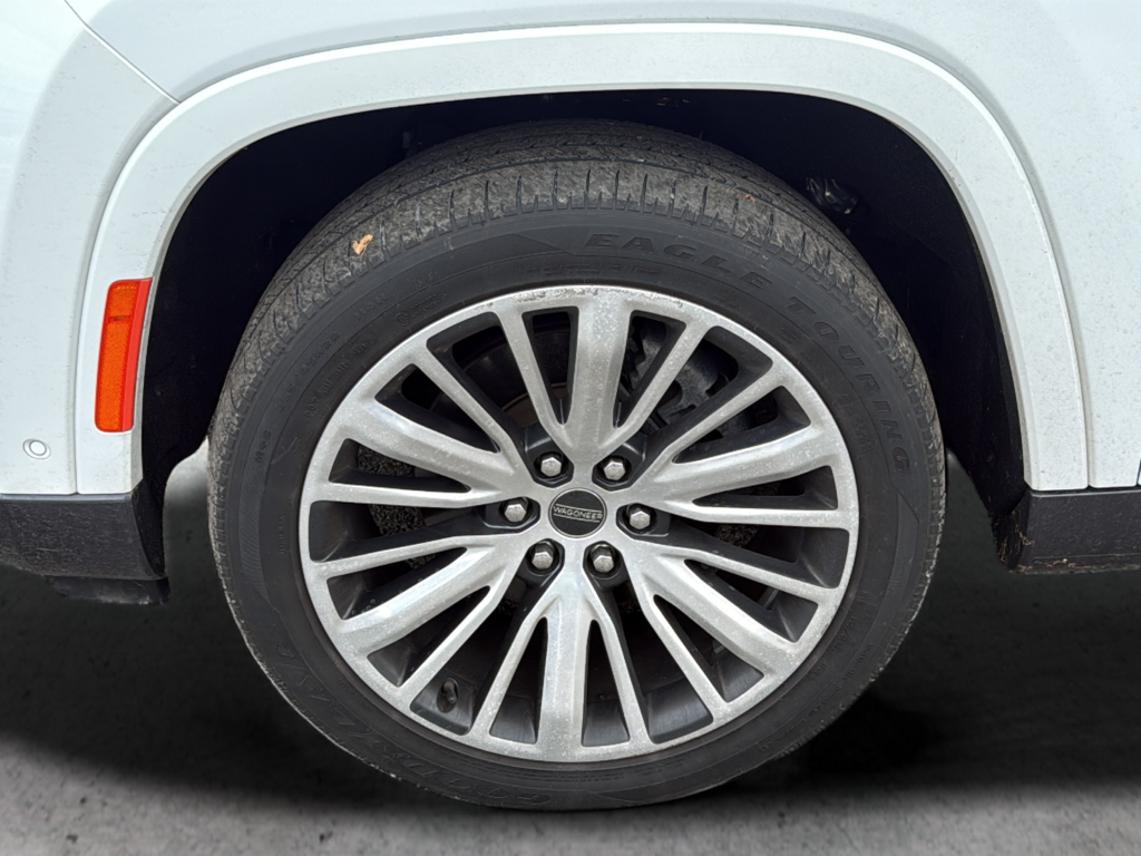 Used 2022 White Jeep Series III image 30