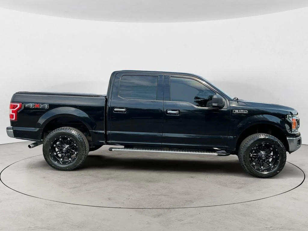 Used 2018 Black Ford XLT image 7