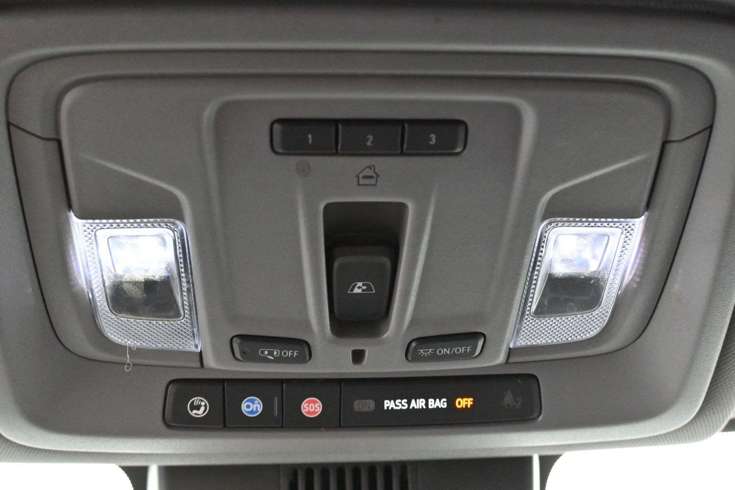 Used 2022 Quicksilver Metallic GMC Elevation image 26