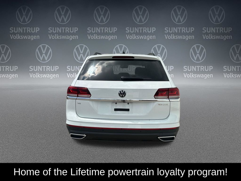Used 2023 White Volkswagen 2.0T SE w/Technology image 5