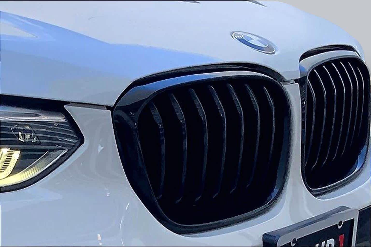 Used 2021 Alpine White BMW M40i image 31