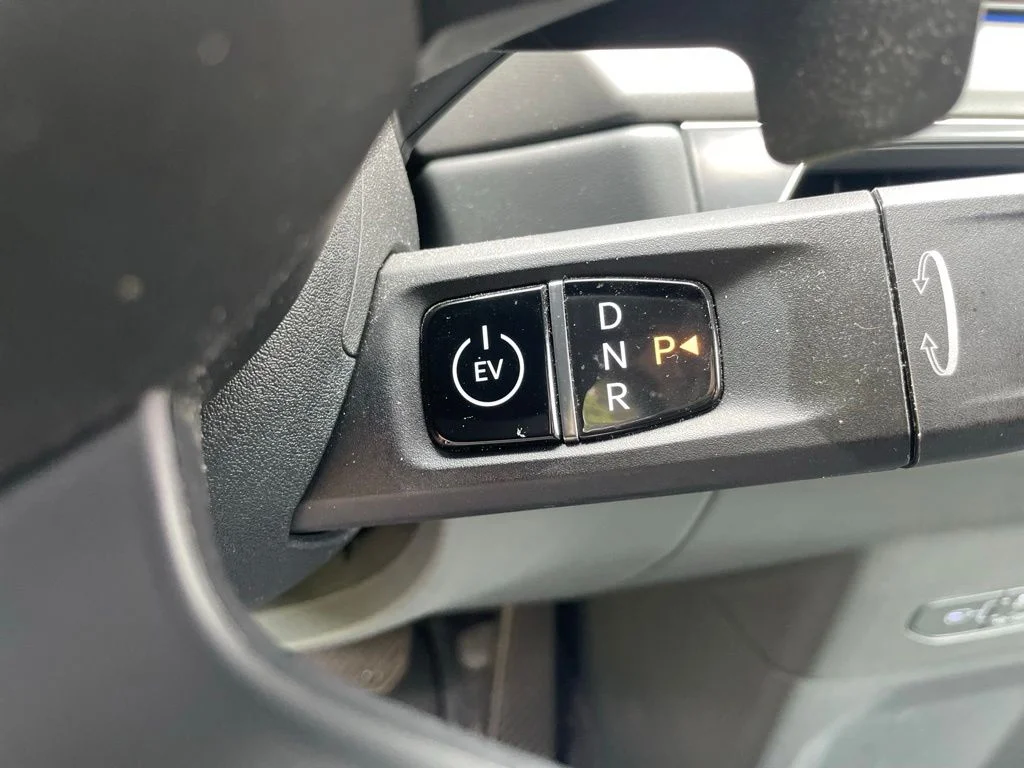 Certified Used 2024 Pebble Gray Kia Land image 14