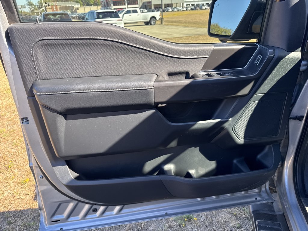 Used 2024 Silver Ford XLT image 20