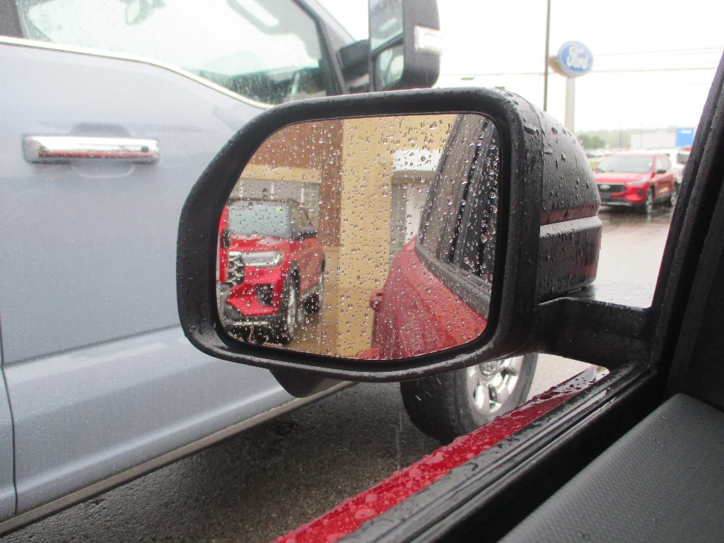 Used 2025 Ruby Red Metallic Tinted Clearcoat Ford Outer Banks image 18