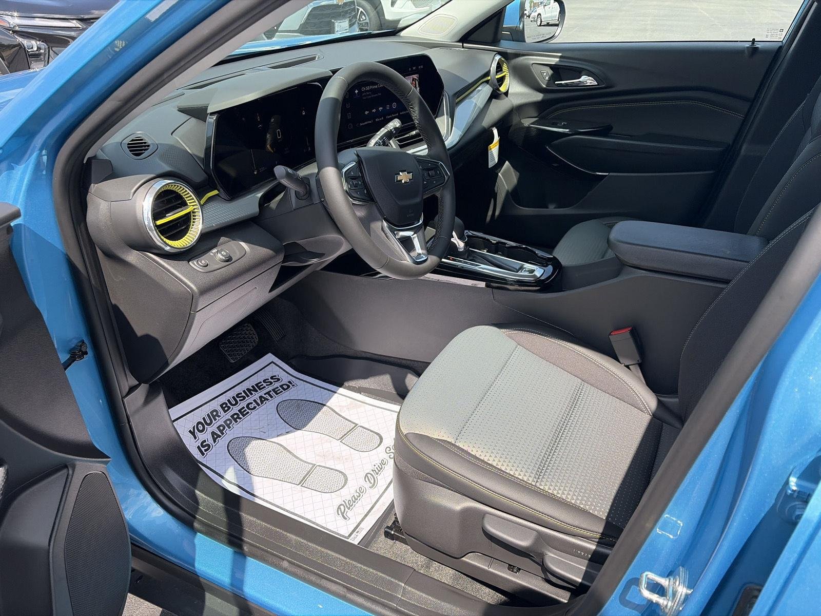 2026 Chevrolet Trax LT - Photo 15