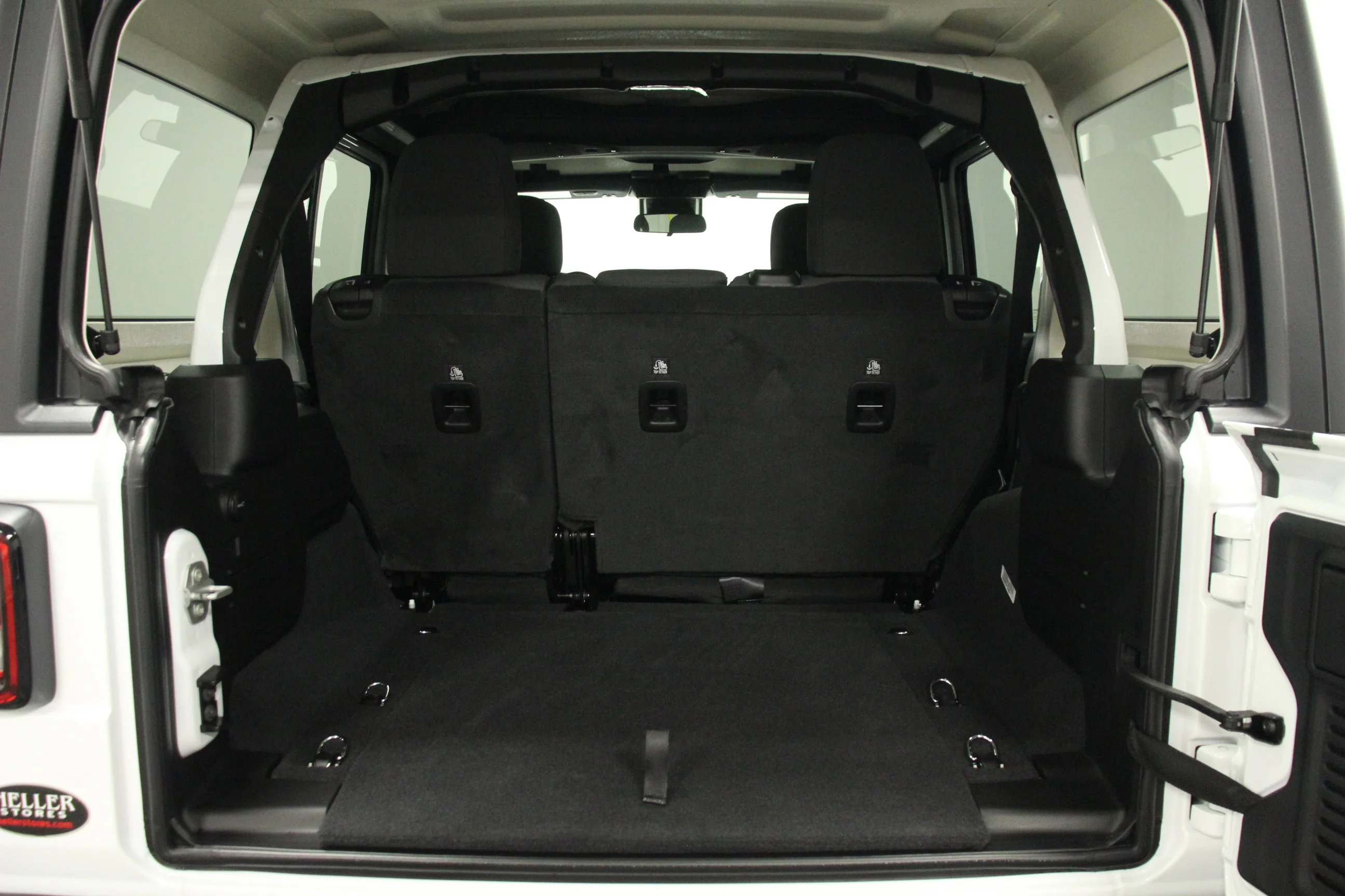 2025 Jeep Wrangler 4-Door Willys - Photo 11