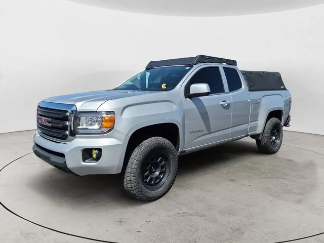 2017 GMC Canyon 4WD SLE Extended Cab's photo