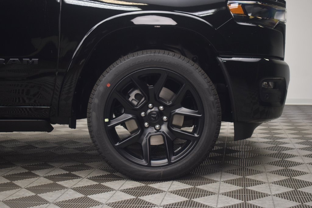 New 2027 Diamond Black Crystal Pearl-Coat Exterior Paint RAM Laramie image 6