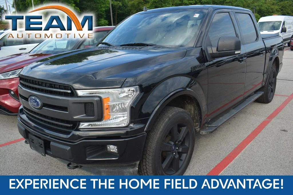 Used 2020 Black Ford XLT image 1