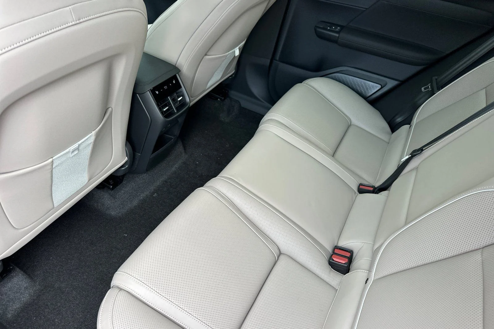 New 2027  Volvo Ultra image 10