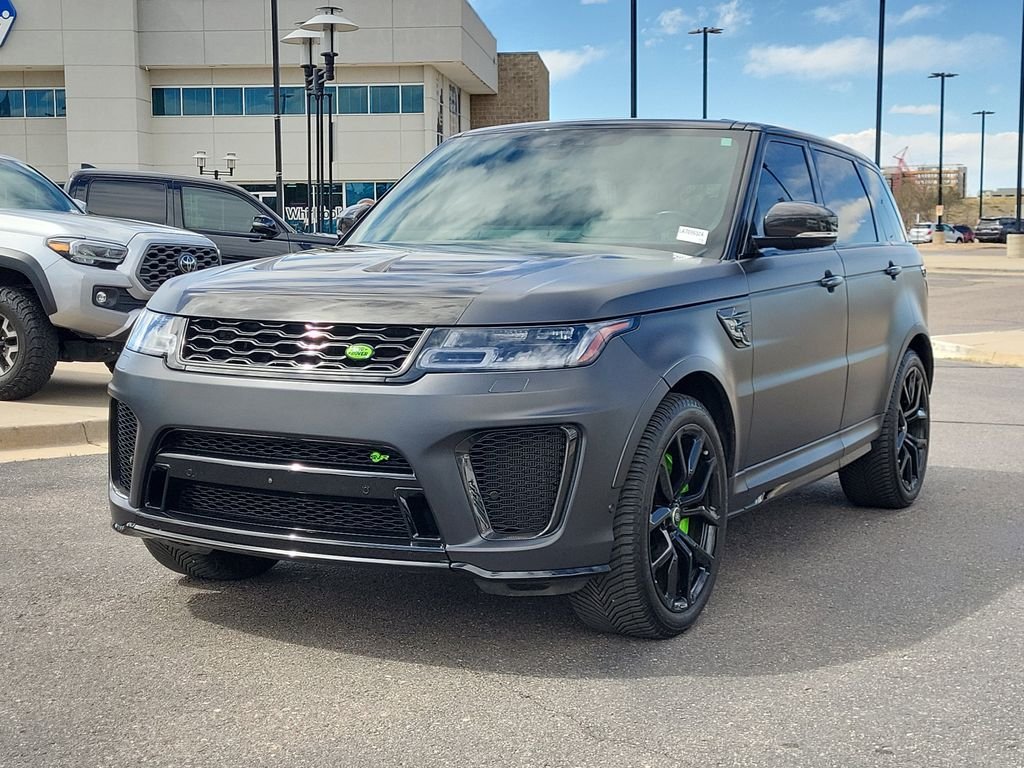 Used 2020  Land Rover SVR image 7