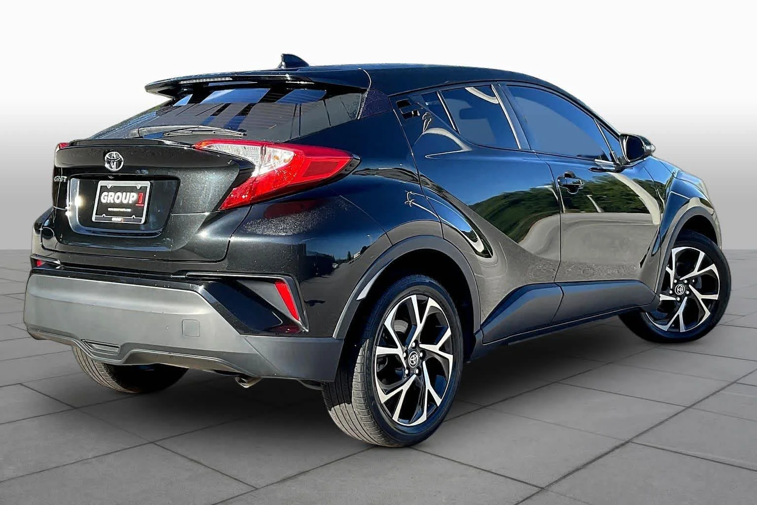 Used 2022 Black Sand Pearl Toyota XLE image 13
