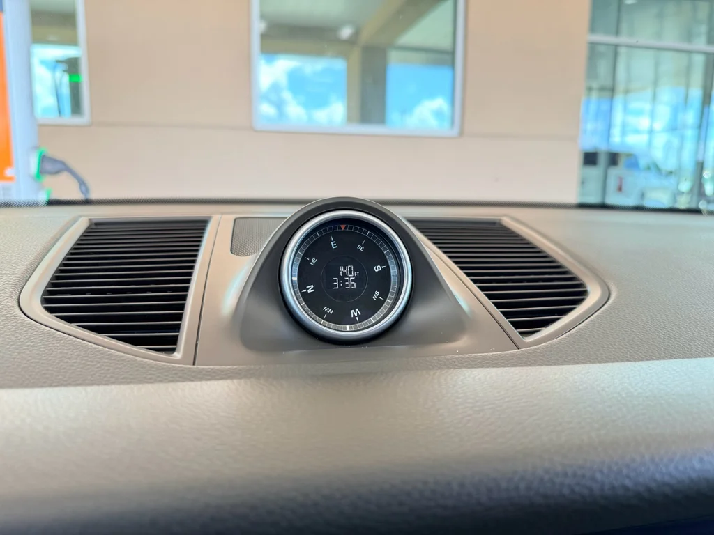 Used 2019 Night Blue Metallic Porsche Base image 19